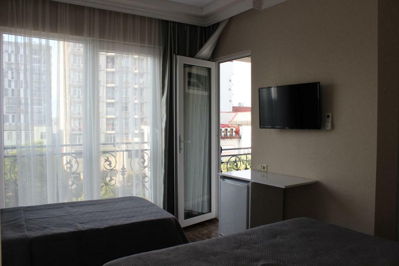 Union Hotel Batumi Luaran gambar