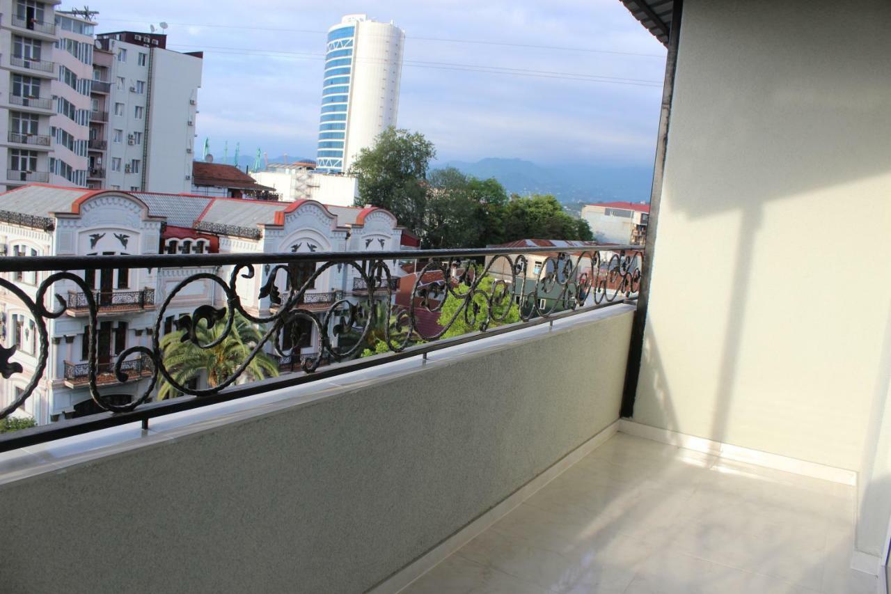 Union Hotel Batumi Luaran gambar