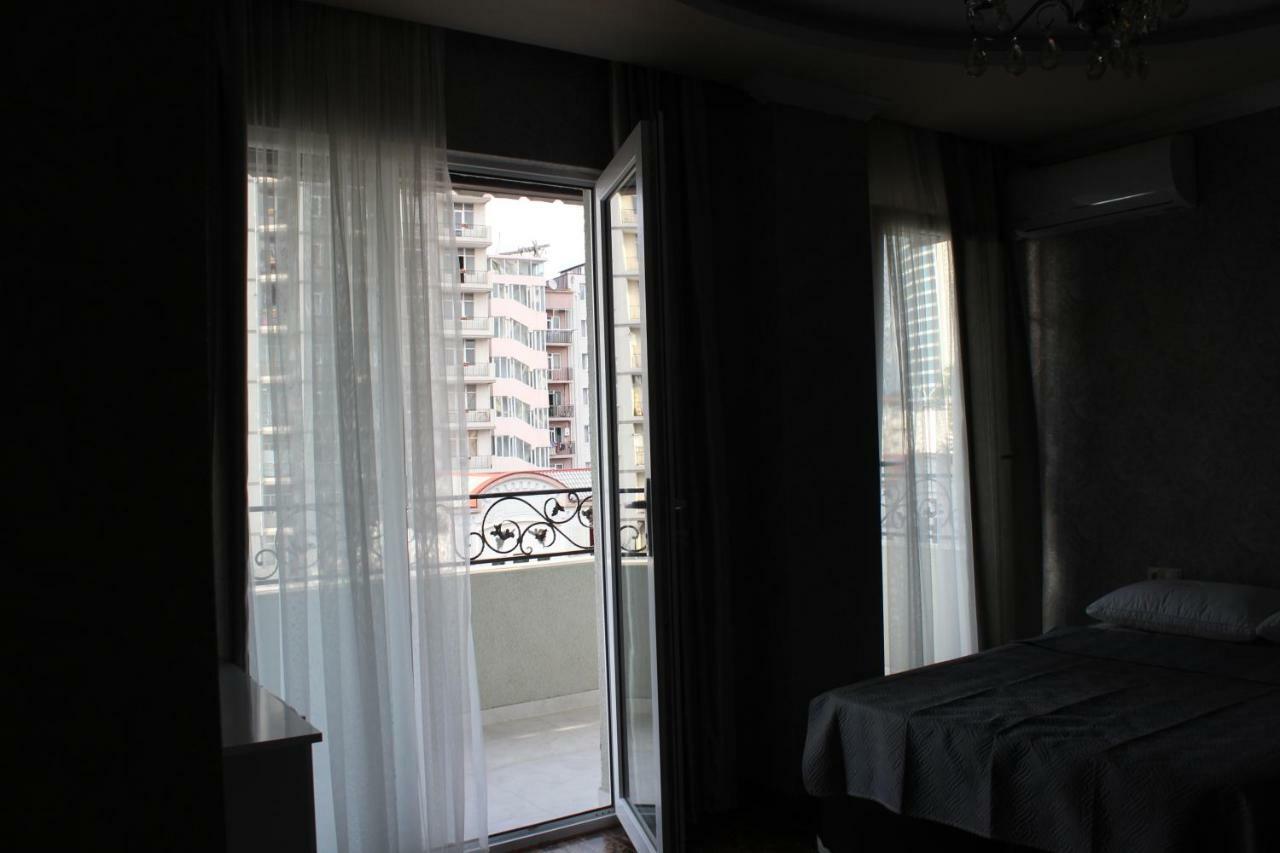 Union Hotel Batumi Luaran gambar