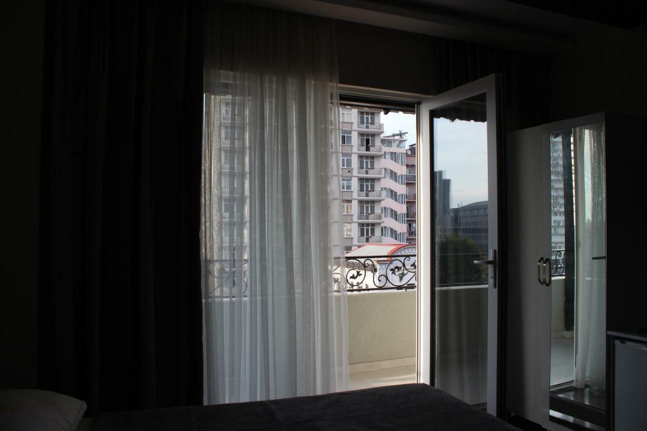 Union Hotel Batumi Luaran gambar