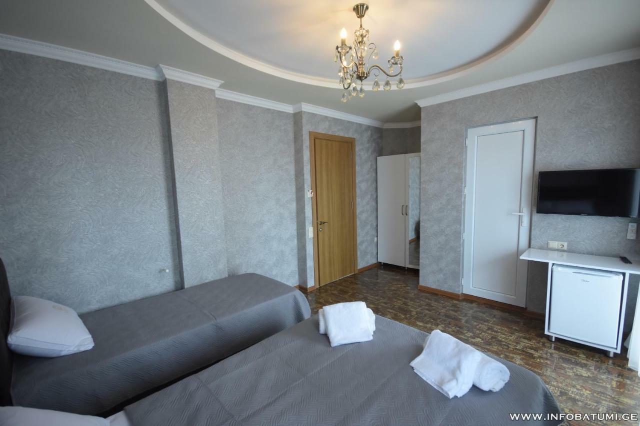 Union Hotel Batumi Luaran gambar