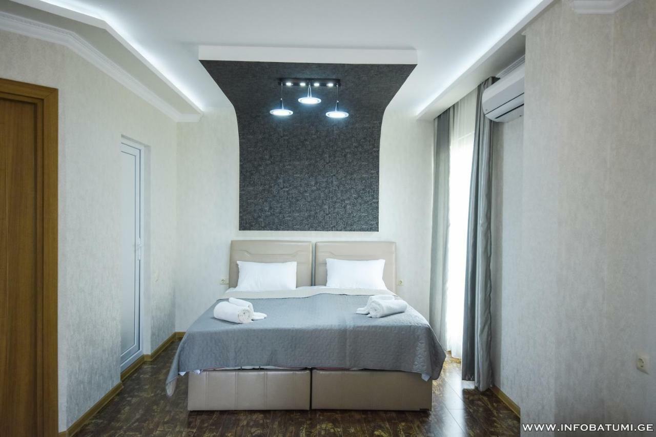 Union Hotel Batumi Luaran gambar